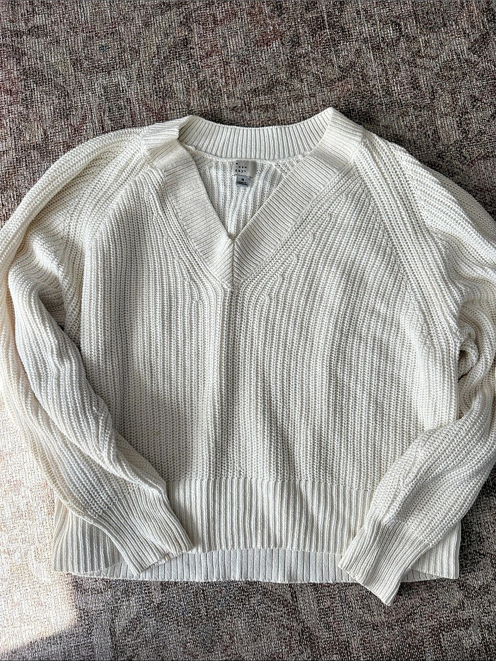 a new day Airy-Knit V-Neck Pullover Sweater White Medium
